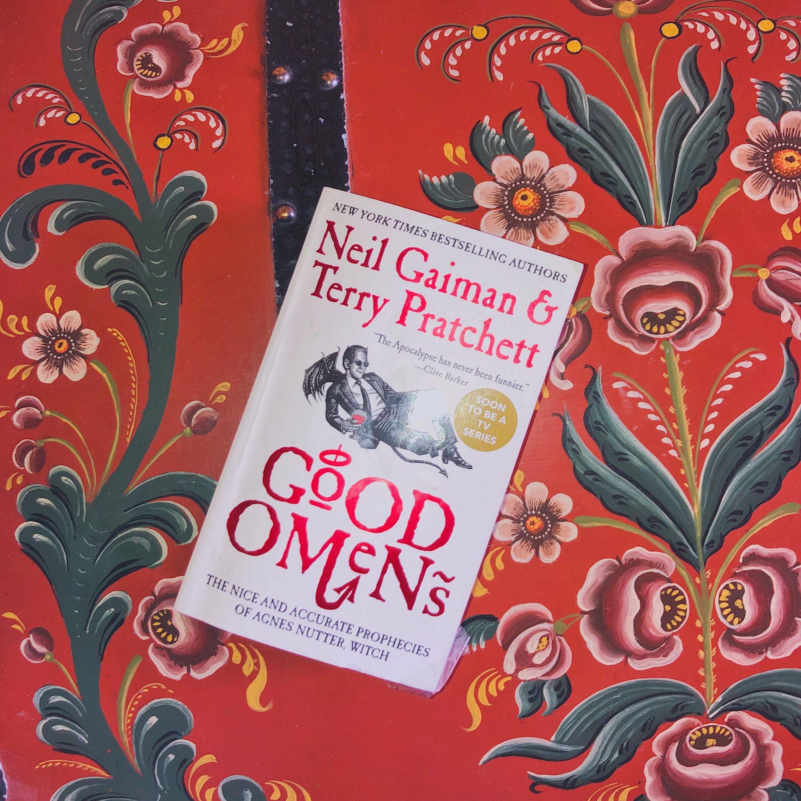 Good Omens – Neil Gaiman & Terry Pratchett